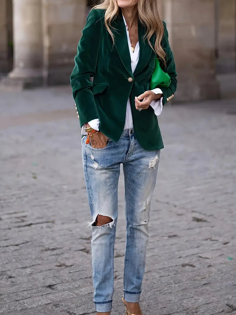 Selene – Tailored Velvet Blazer