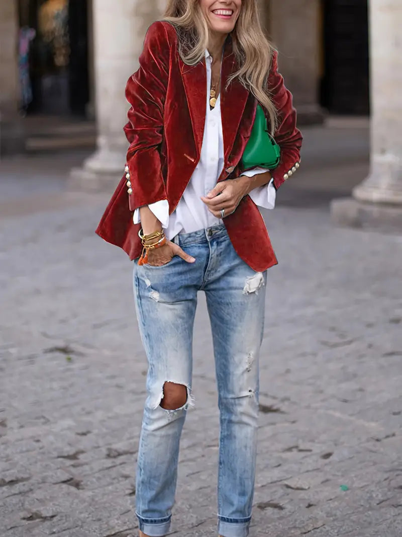Selene – Tailored Velvet Blazer