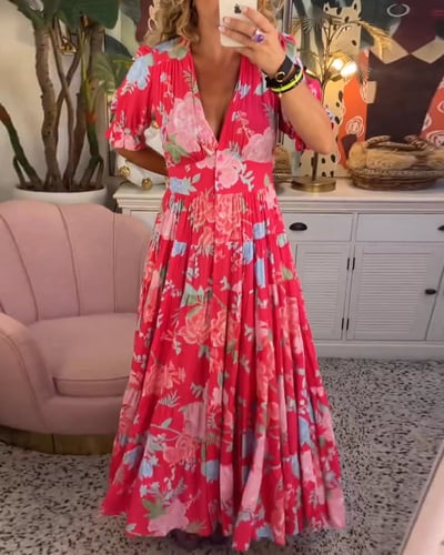 Winifred – Flowing Floral Maxi Dress