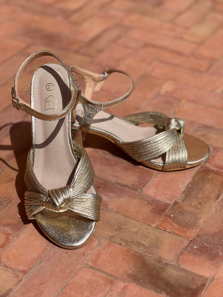 Elara – Knot Detail Mid-Heel Sandals