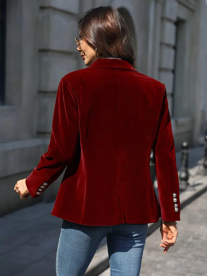 Selene – Tailored Velvet Blazer