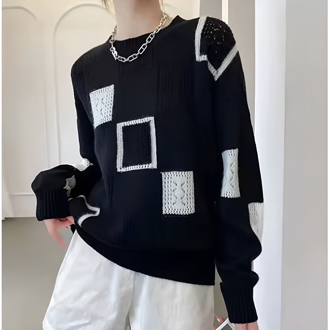Liora – Flattering Timeless Pullover
